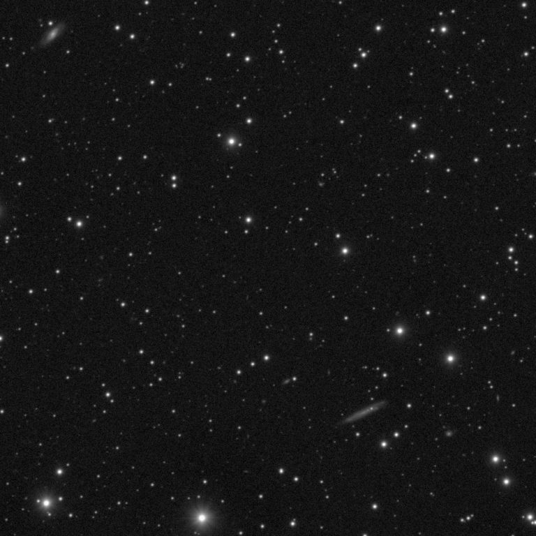 IC2329 L 4of400 100percent 768x768 - Фото галактик в поисках нового астероида