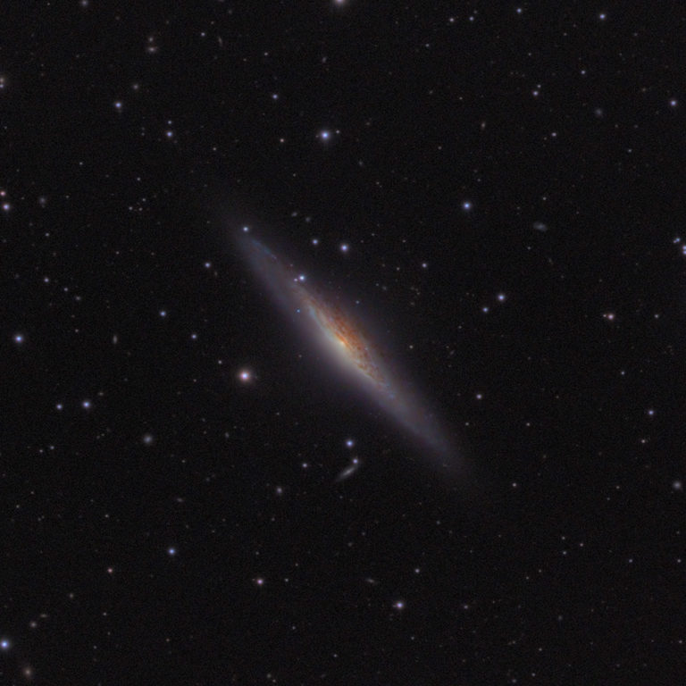 NGC2683 complex 7.5h 50percent 768x768 - NGC2683 - маленькая одинокая галактика