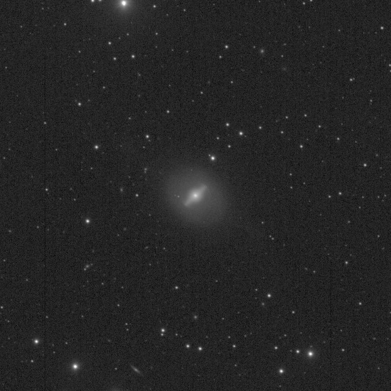 ivan NGC4643 10of200s L 100percent 768x768 - Небольшая, но когда-то гордая комета 118P