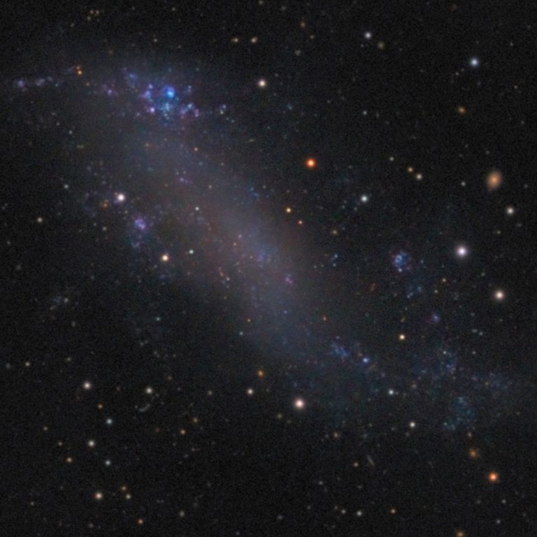 IC2574 complex 60h 75percent 768x768 - Галактика IC2574 - Туманность Коддингтона