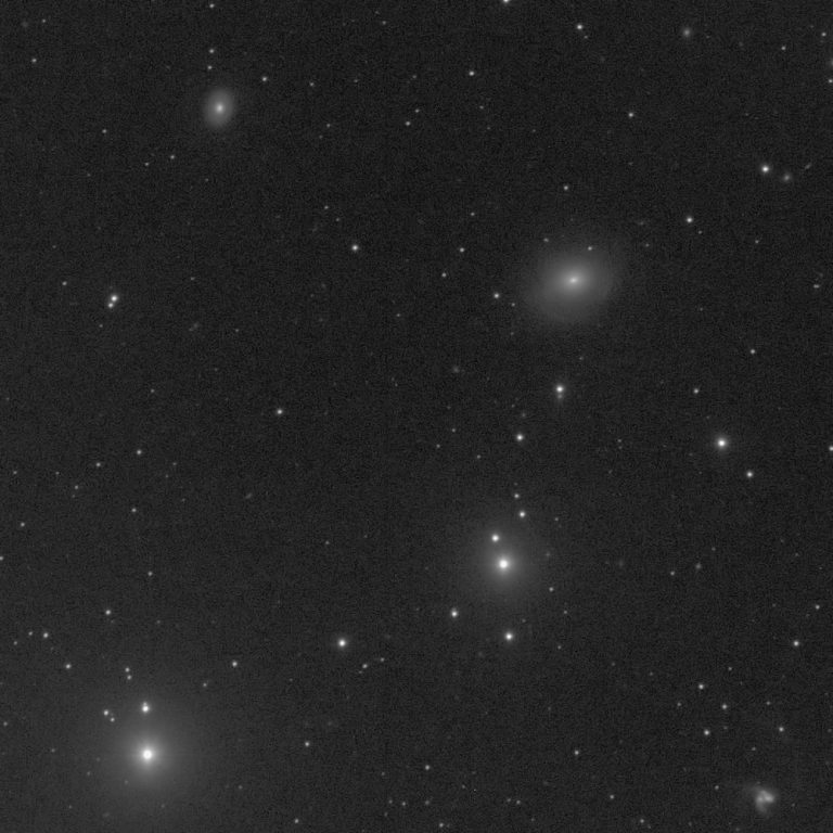 NGC7585 L bin1 9of400s 100percent 768x768 - Открытие сезона ловли камней!